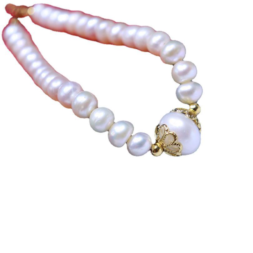 White Freshwater Pearl Bracelet - 9-10mm, Niche Design, Fashionable & Versatile, Enhances Hand Shape.