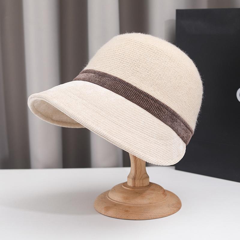 Autumn and Winter New Splicing Hat Women's Retro Versatile Cap Showing Face Small Equestrian Hat Warm and Windproof Spot