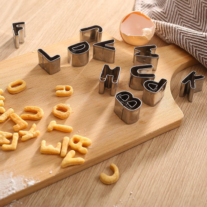 26 Letters Stainless Steel Hardware Cookie Cookie Mold Pineapple Baking Tools Vegetable Cutting Hand