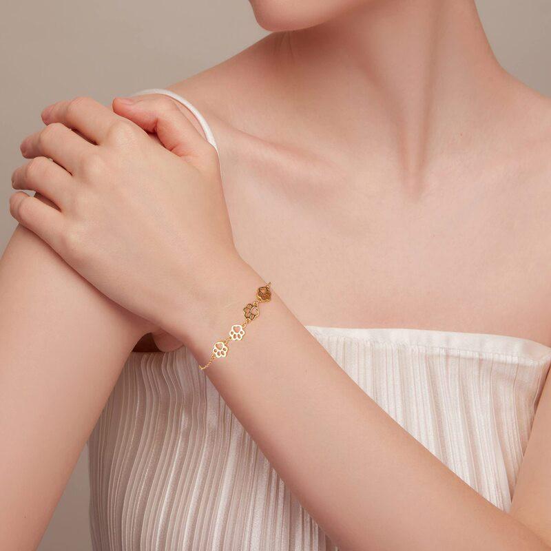 Adjustable Cat Paw Hollow Out Bracelet Women Fashion Minimalist Copper Alloy Jewelry With Gold Plating