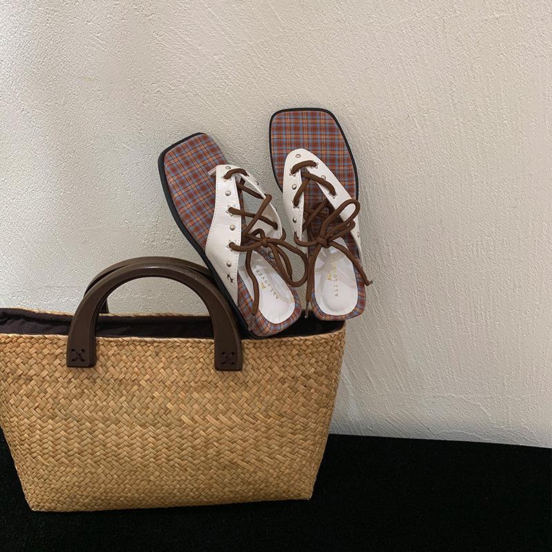 

Инопланетный каблук носить крутые тапочки девушка 2025 новый летний слово с сандалии фея стиль Инопланетный каблук высокое чувство 40