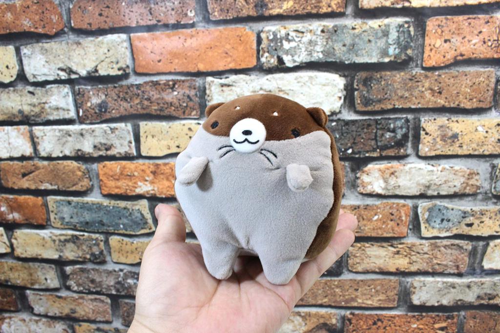 Shinada Fumofumo-san Kawamo Dark Brown Plush Toy, 9 X 7 X 10 Cm, Animal Merchandise, FMTN-0088KD