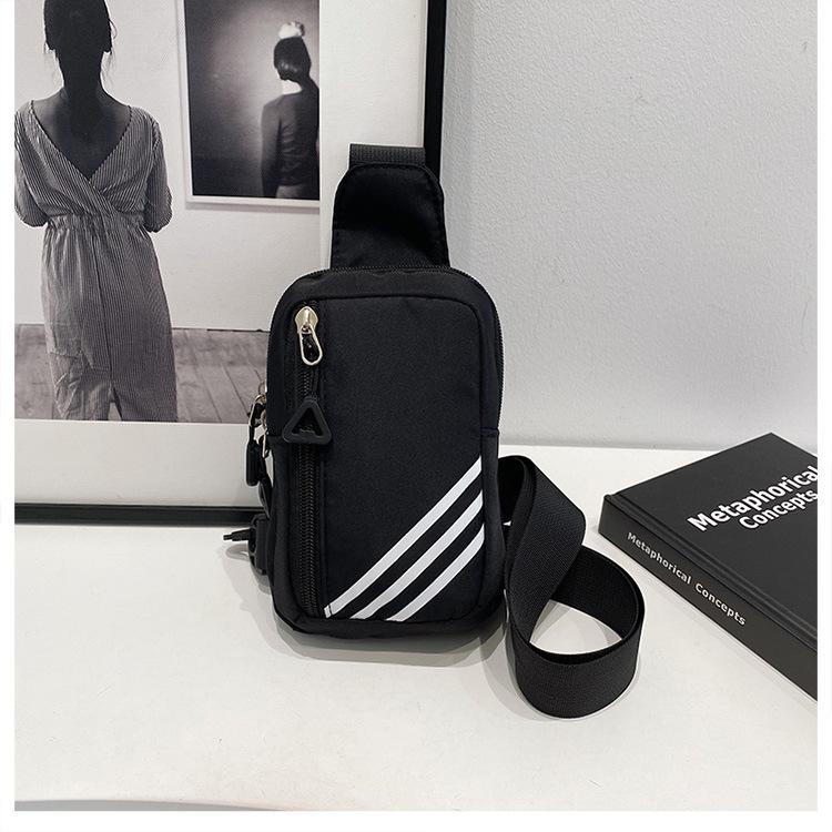 Casual Sports Messenger Bag Lightweight And Simple Shoulder Mobile Phone Bag Fashion Niche Personality Versatile Chest Bag