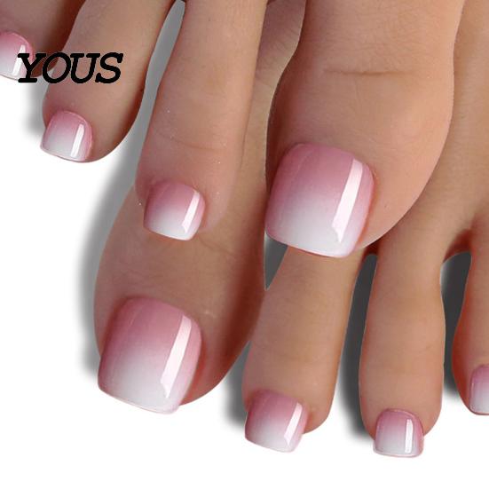 Stick-on Fake Toenails 120Pcs French Tip Press On for Women, Short Square Set Gel Nails, Reusable Removable Glue False Toe Nails DIY Pedicure