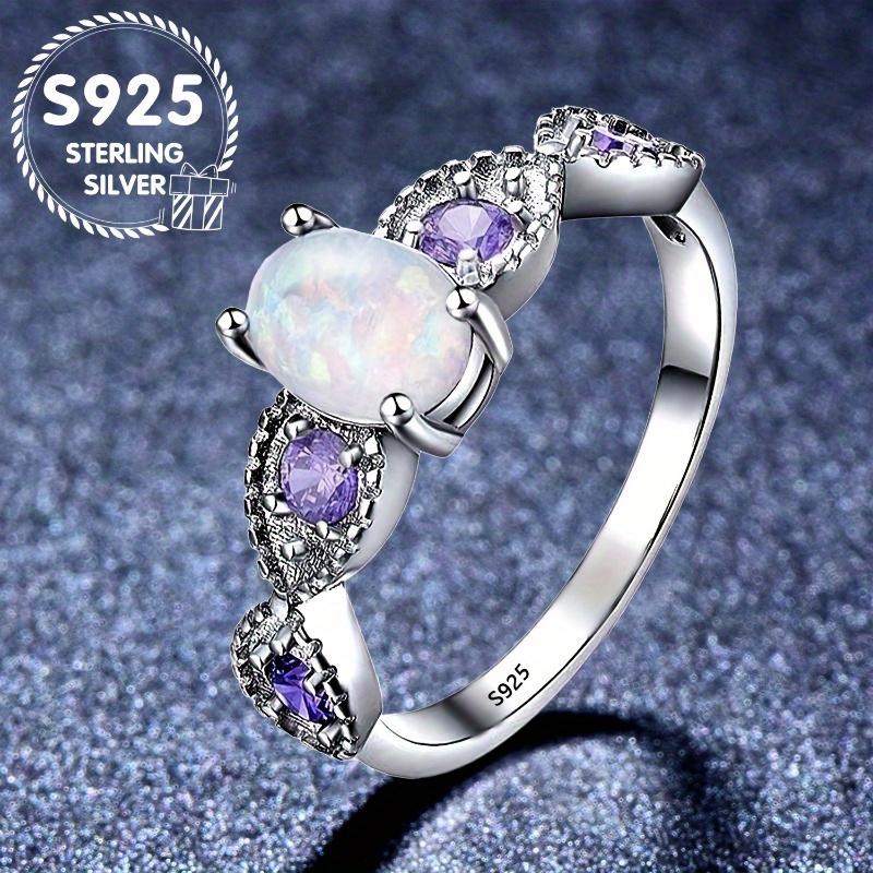 An exquisite and flawless 925 sterling silver ring is very suitable for women's jewelry