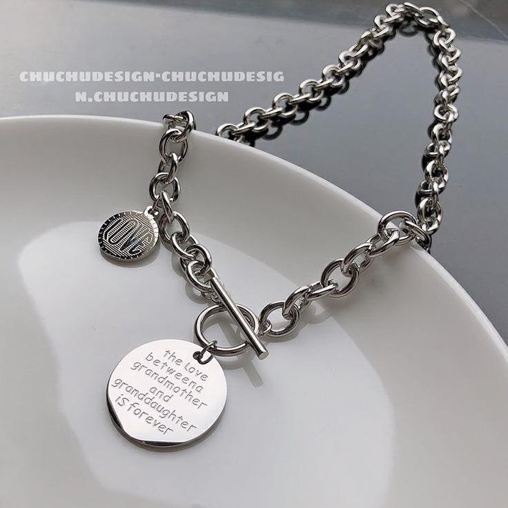 Niche Personality Round Brand Pendant Necklace Women Do Not Fade New Trendy Hip Hop Men's Collarbone Chain