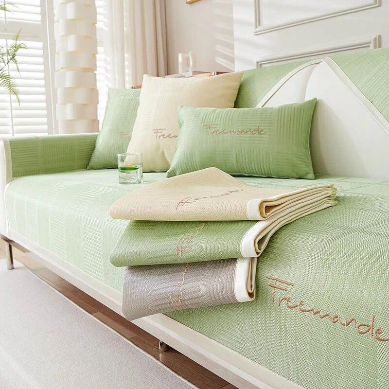 Summer Ice Silk Sofa Cover Pet Dog Kids Mat Non-slip Sofa Slipcover Protector Cover Universal Couch Towel for Living Room Decor