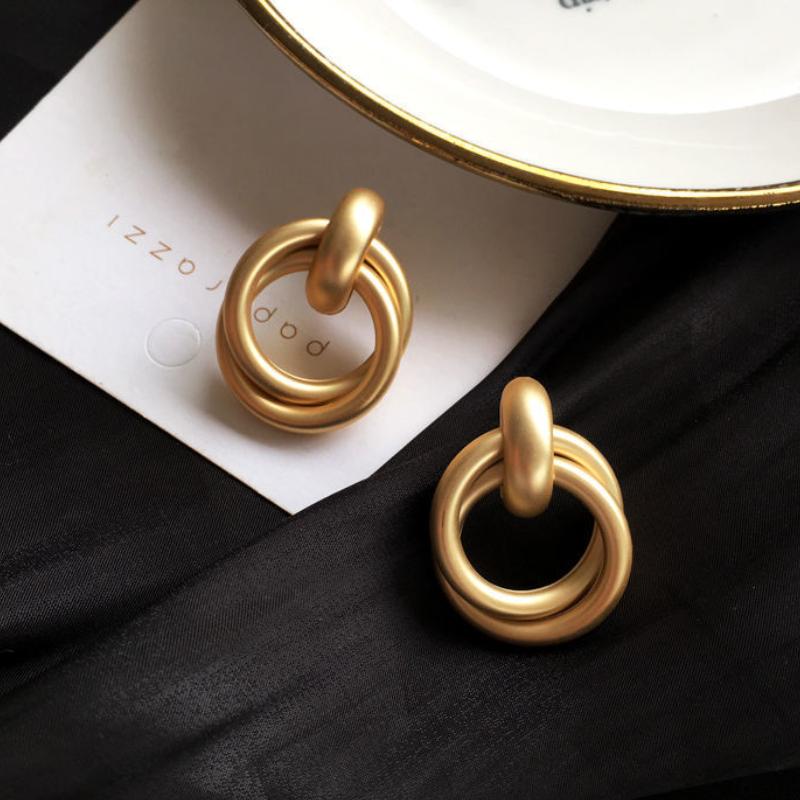

Преувеличенные барочные металлические серьги-кольца для женщин, новый дизайн, матовое золото, простые серьги-капли, модный циркон, подарок золотой