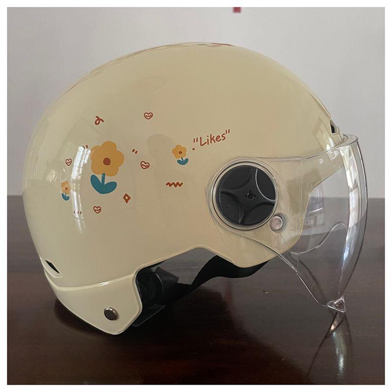 National Standard Cute Sun Protection Lightweight Electric Car Battery Motorcycle Helmet for Men and Women All Seasons Universal Hood