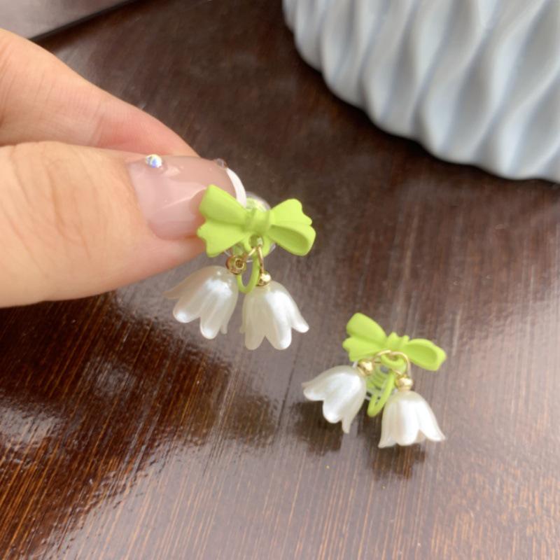 Fresh Tulip Bow Ear Clips: Elegant, Non-Piercing, Simple & Versatile Earrings
