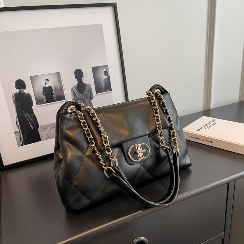 Light luxury niche chain bag women's spring and summer new trendy fashion high-end shoulder bag tote large-capacity messenger bag