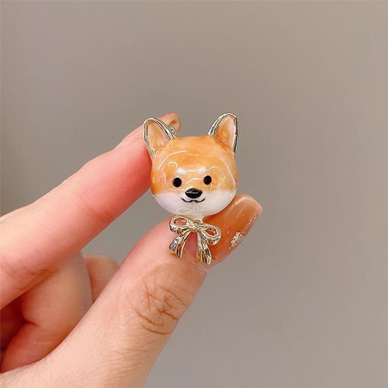 

Новая милая булавка на грудь желтого цвета с каплей масла для собаки Чай, позолоченная универсальная булавка с изображением животного для мужчин и женщин