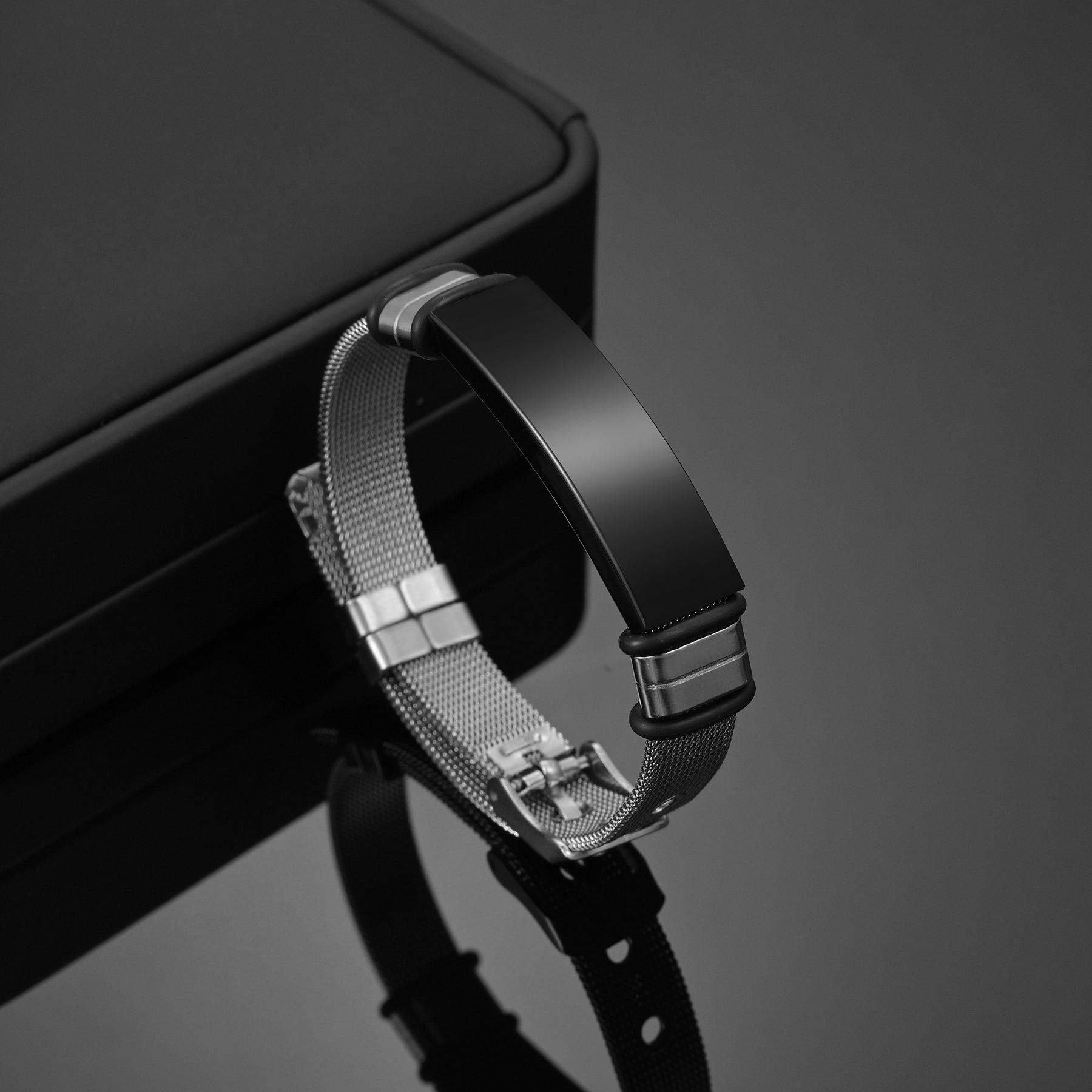 

Мужской браслет из титановой стали: Универсальный, простой, индивидуальный дизайн