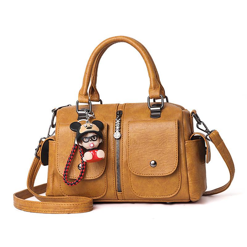 Stylish New Autumn Shoulder Bag Spacious Crossbody Bag With Cute Charm Accessory