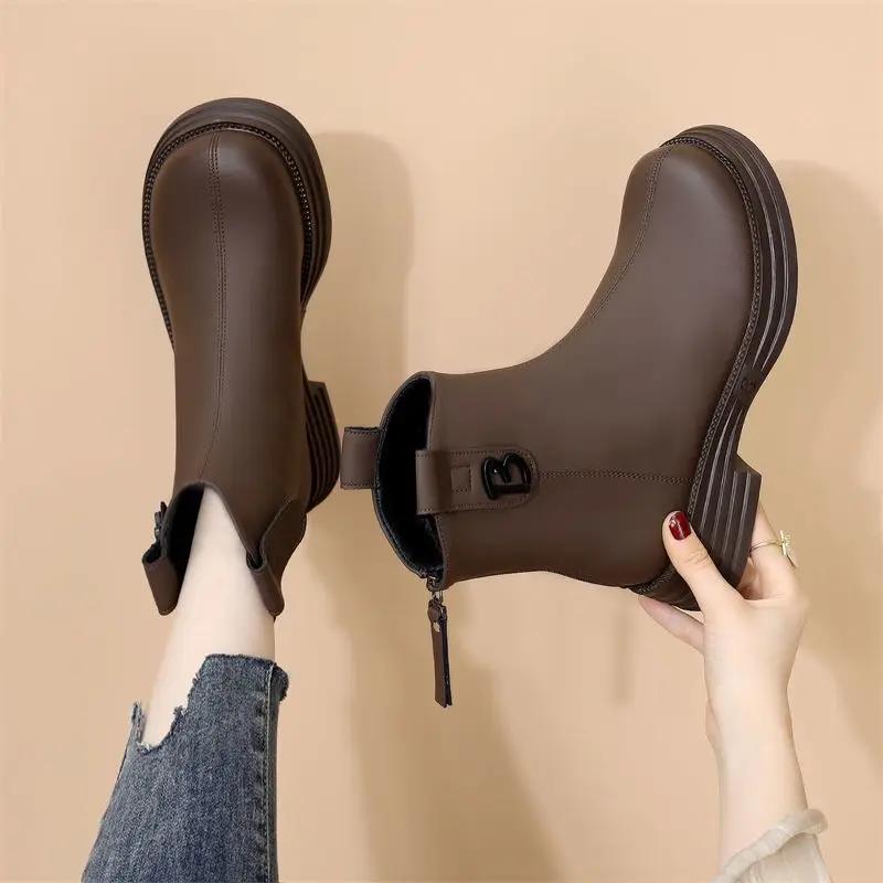 Female Short Shoes Platform Women's Ankle Boots Chelsea Brown Booties Round Toe Fur Leather Chunky Y2k New In Boot Goth Footwear