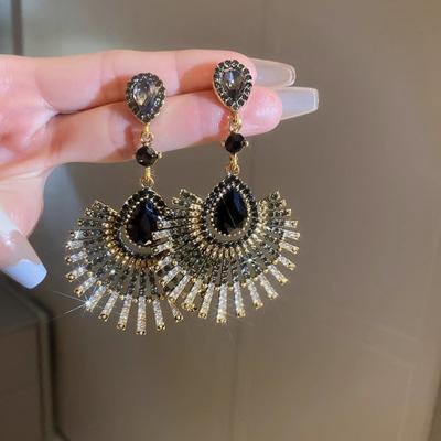 Leichter Luxus Strass Pfauenohrringe Übertriebener Ohrschmuck Quaste Hängende Ohrringe Kristallquaste Vintage Ohrringe Damen