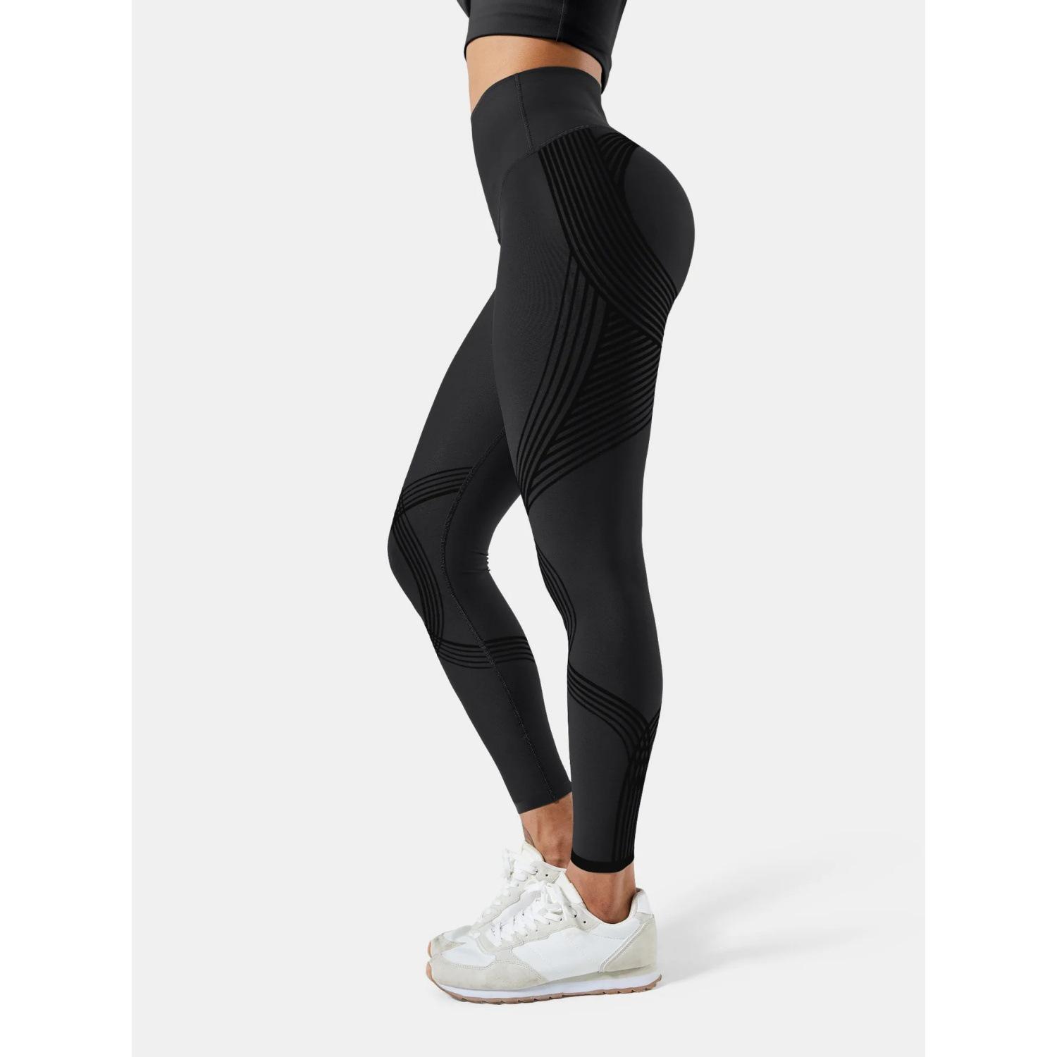 High-Waisted Compression 3D Butt-Lifting Yoga Pants - Sculpting Activewear for Fitness Medium