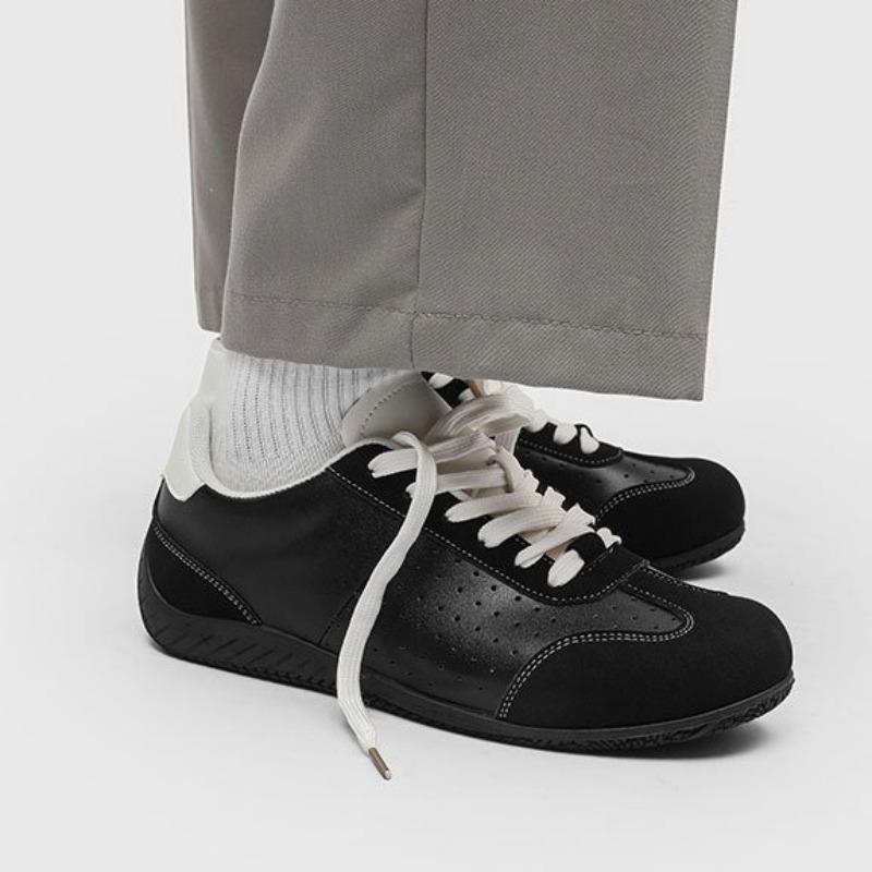 Men's Casual Low-top Sports Shoes Trendy Versatile Racing Shoes Men Comfort Luxury Soft Sole Light Board Shoes Zapatillas Hombre