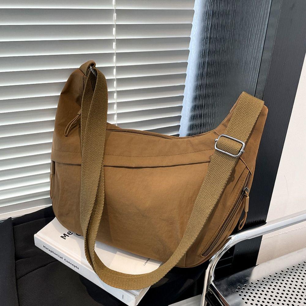Large Capacity Sports Crossbody Bag Korean Style Dumpling Bag Nylon Shoulder Bag  School/Office