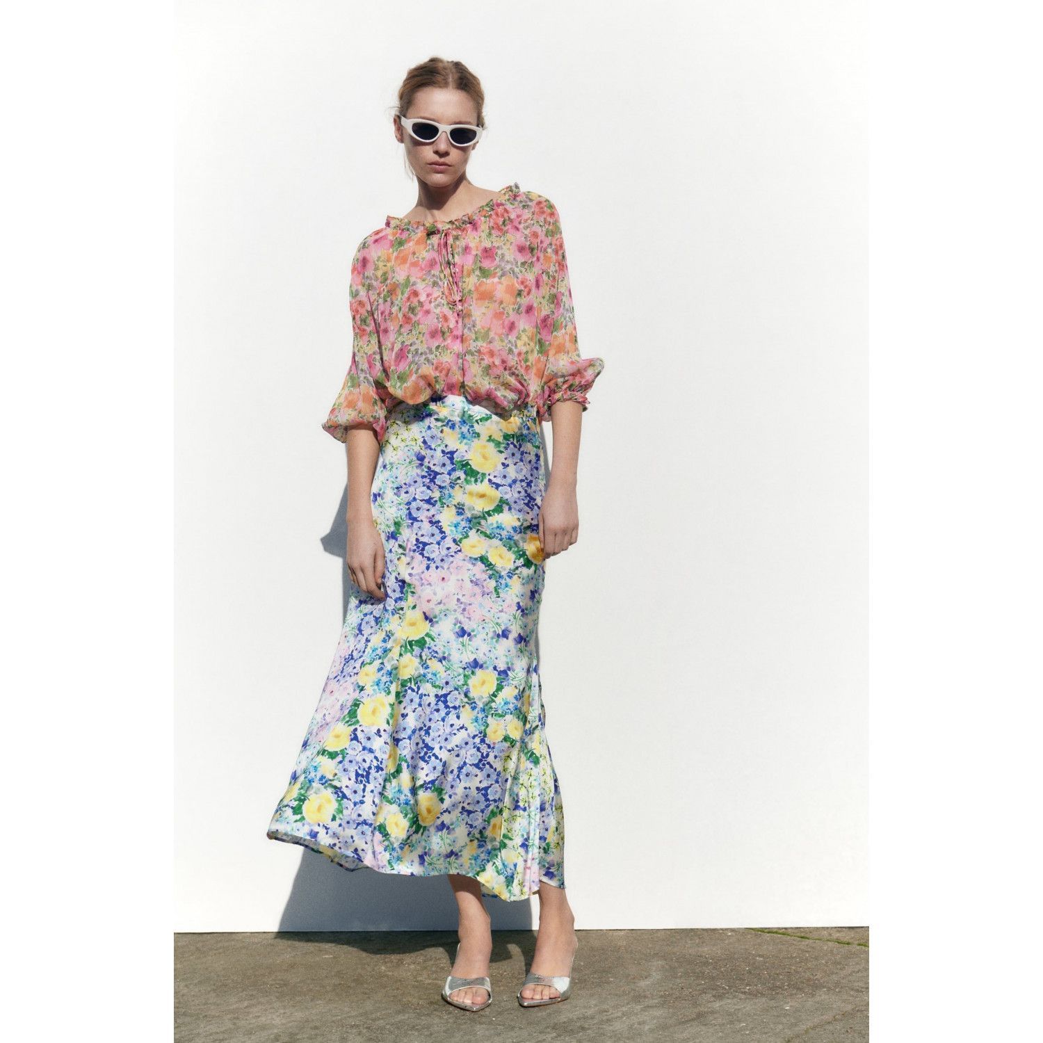 

FLORAL PRINT SHIRT WITH METALLIC THREAD