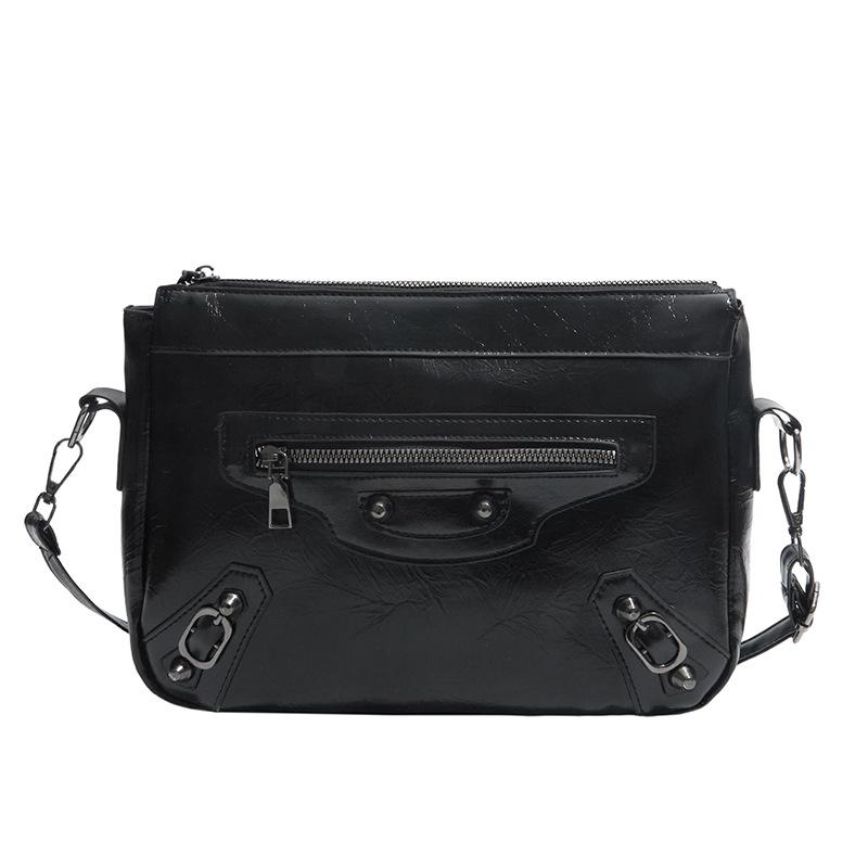 Commuter Underarm Bag - Fashionably Simple and Unconventional Design - Single Shoulder Crossbody Bag