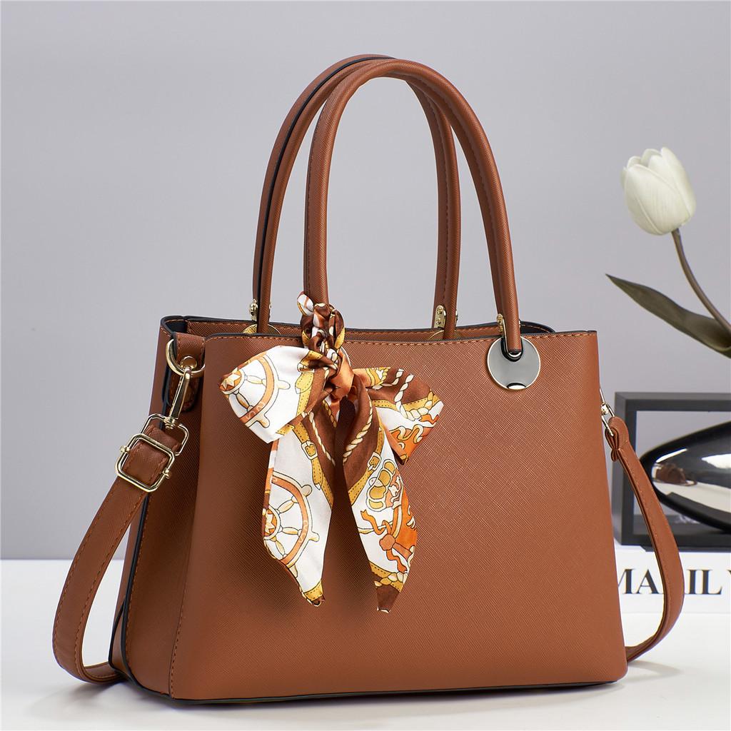 Stylish Big Size Crossbody Bag For Ladies With Zipper Closure And Inner Pockets