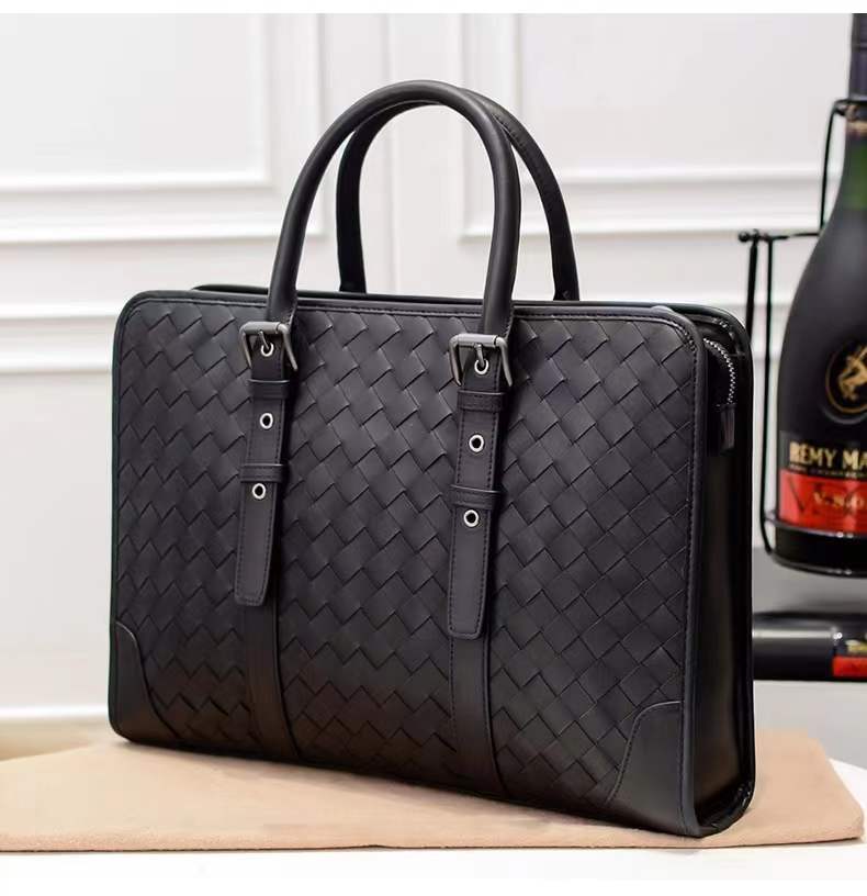 Baodanjia Same Leather Woven Briefcase Korean Version Business Simple Handbag Shoulder Messenger Bag Computer Bag Tide
