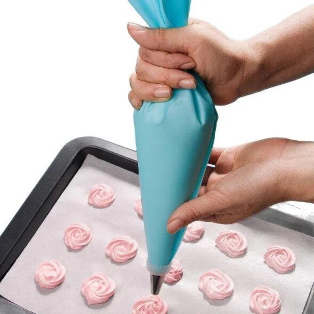 8Pcs/Set Reusable Silicone Piping Bag Stainless Steel Nozzles Diy Cake Cream Decorating Tips Kitchen Baking Accessories