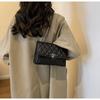 Bag Women's Rhombus Chain Oblique Span Bag New Retro Personalized Small Square Bag Fashionable and Simple Women's Shoulder Bag