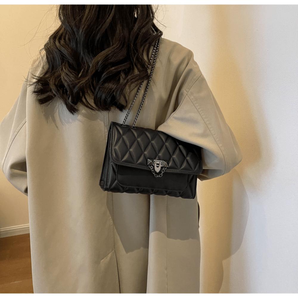 Bag Women's Rhombus Chain Oblique Span Bag New Retro Personalized Small Square Bag Fashionable and Simple Women's Shoulder Bag