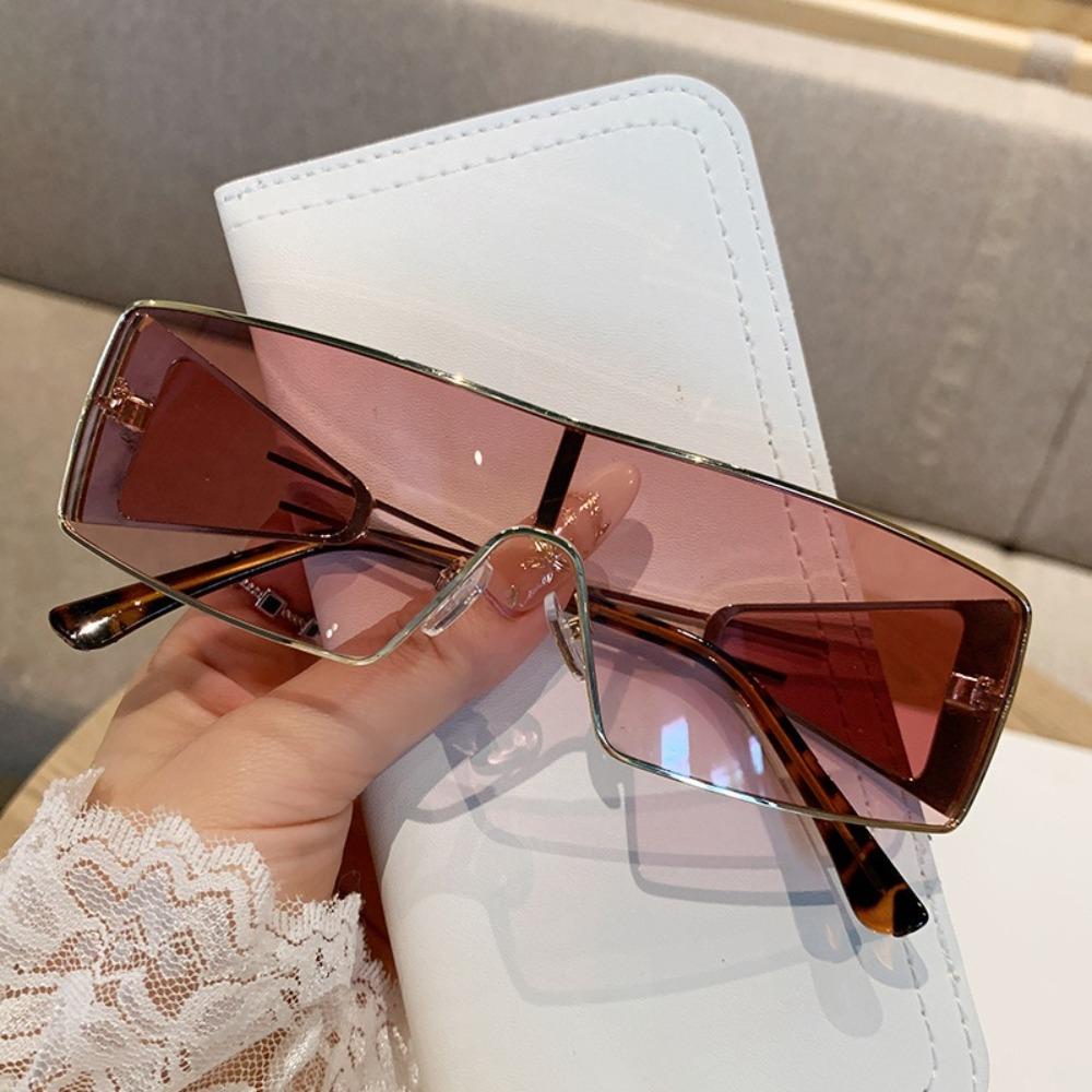 Fashion Y2K Punk Rectangle Women Sunglasses Metal Golden Frame UV Protection Sun Glasses Retro Luxury Eyeglasses