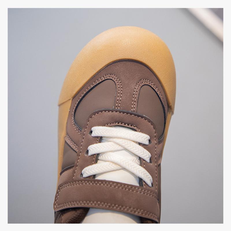 New Spring Sports Shoes for Boys and Girls, Outdoor Leisure, Versatile Velcro, Fashionable German Training Shoes