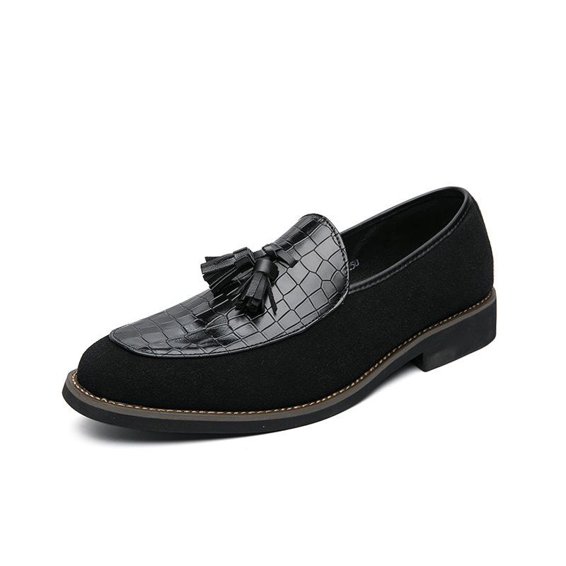 Men's Tassel Slip-On Leather Loafers: British Style, Fashionable & Casual, Available in Large Sizes.