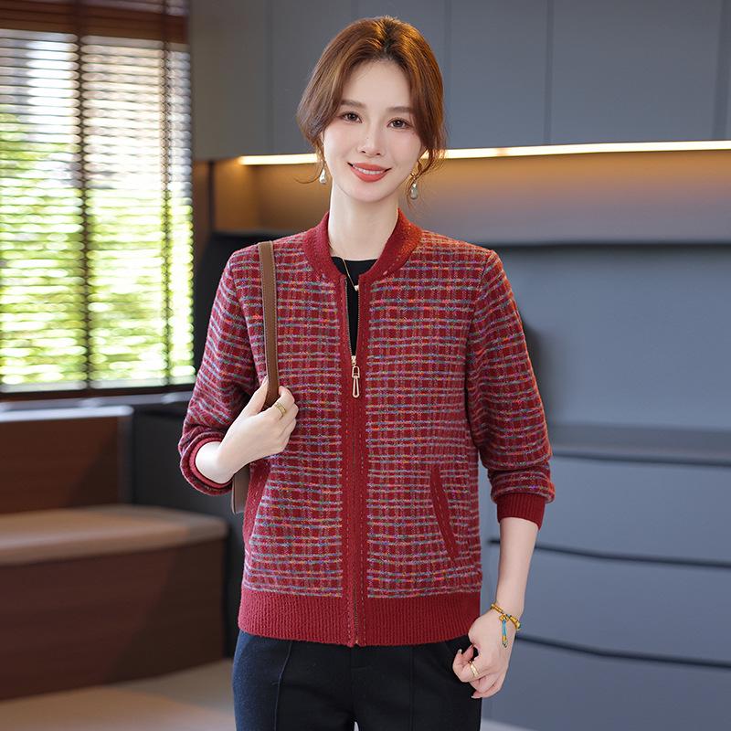 Mom's 2025 Fashion Zipper Knit Cardigan for Spring & Autumn – Loose Fit for Middle-aged & Elderly Women
