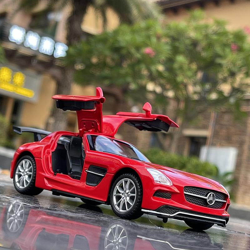 

Car Model 1:32 SLS Alloy Sports Diecasts Metal Toy Vehicles High Simulation Sound and Light Collection Kids Gift