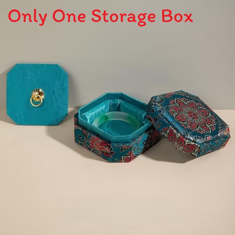 Traditional Jewelry Organizer With Composite Material For Home And Collection Use