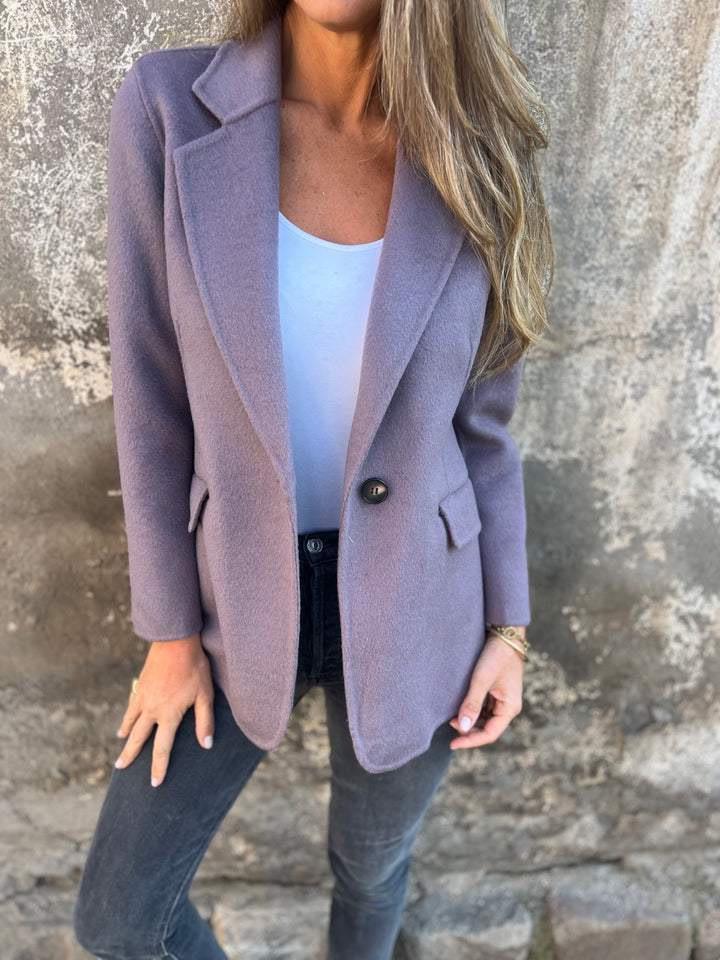 2025 Women's Casual Woolen Overcoat with Turn-down Collar and Buttoned Faux Pockets - Autumn/Winter Collection