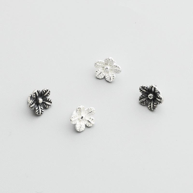 Retro Flower Pendant Bracelet: S925 Silver, DIY Handmade Braided Rope with Beaded Connection.