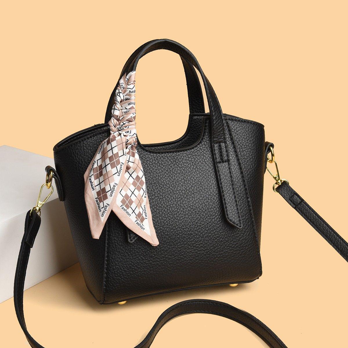 Women s Textured Retro Crossbody Handbag: Versatile 2025 Autumn/Winter Fashion