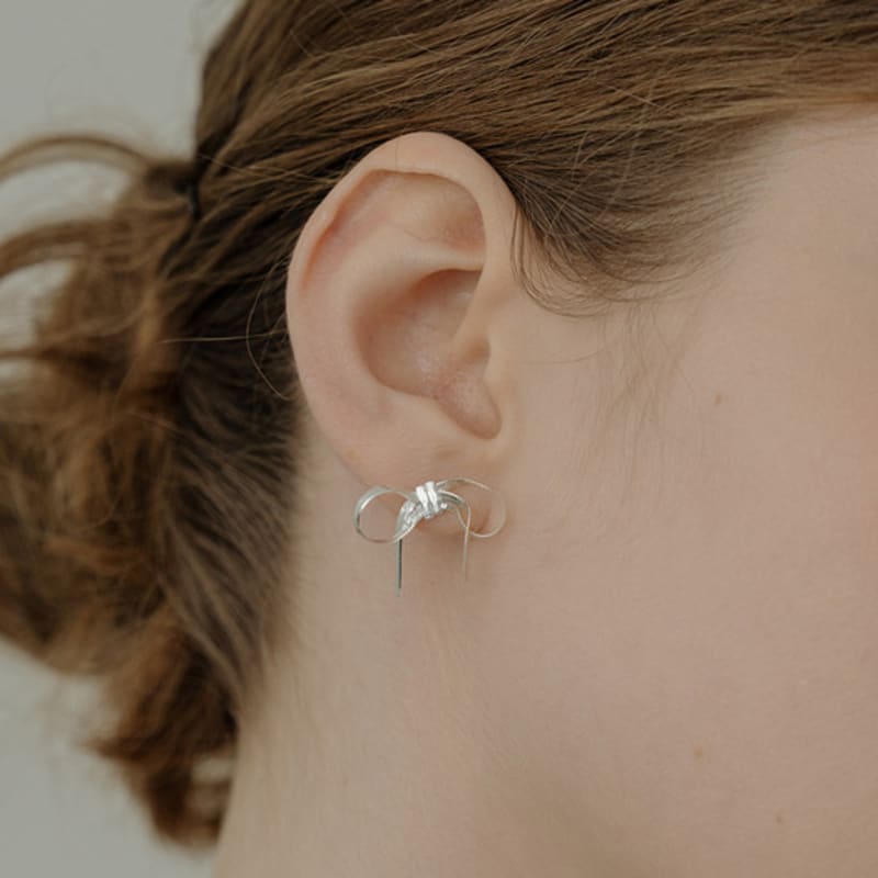 TOU [Silver925] WE021 Silver Snake Ribbon Earring