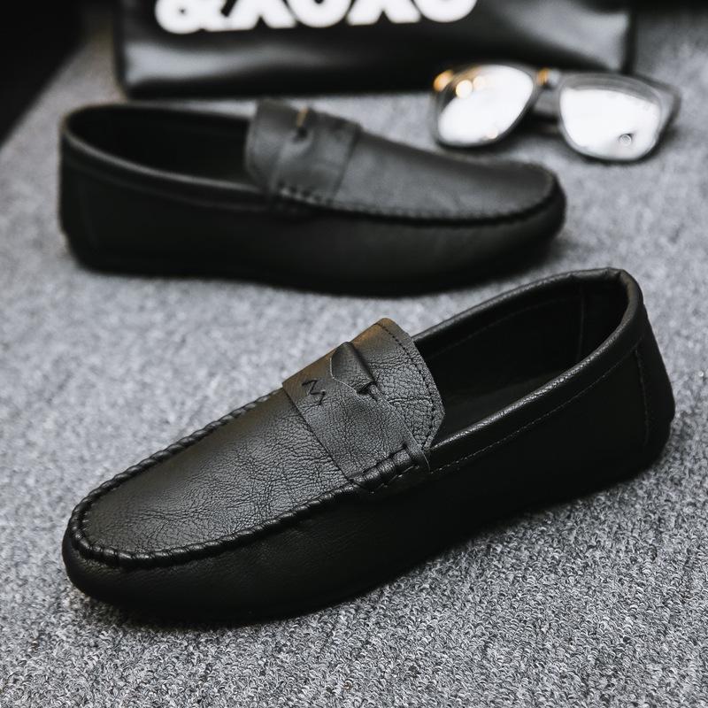 Man Casual Shoe Flat Loafers Black Leather Shoes Men Soft Moccasin Round Toe Fashionable Business Casual Shoes Size 45 Zapatos