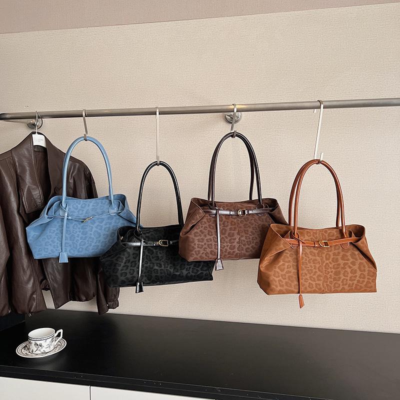 Leisure Large-capacity Fashionable Underarm Bag, Retro Single-shoulder Handbag Tote Bag