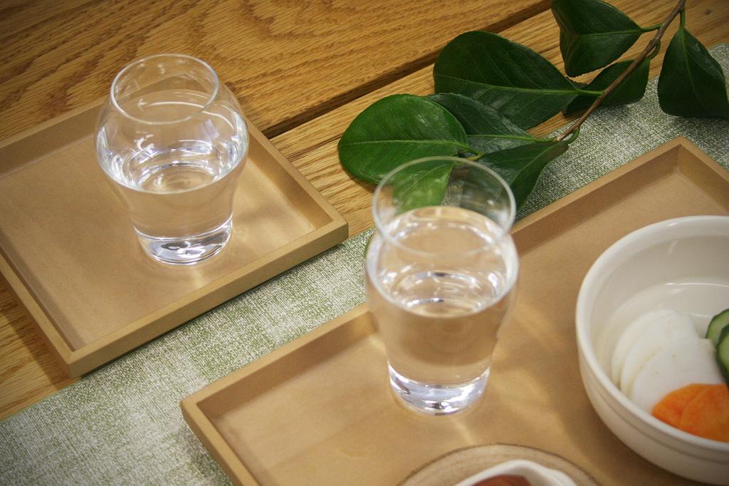 Hirota Glass Ultimate Sake Bud and Flower Set of Glasses, Glasses, 2, INT-3