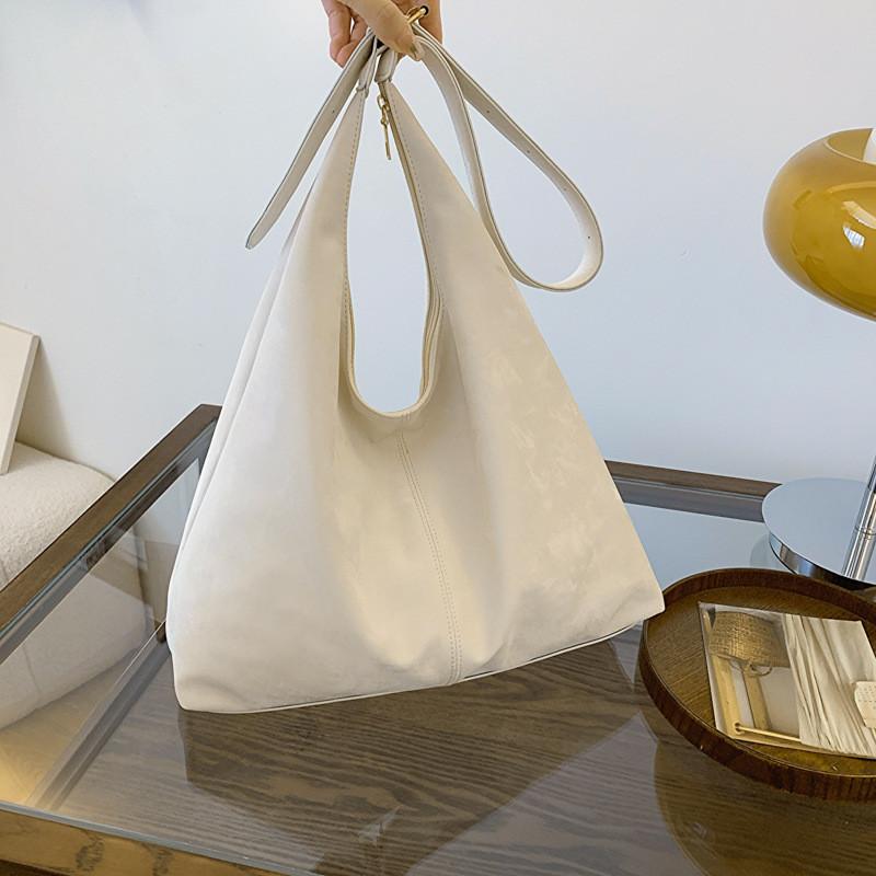 Stylish Pu Shoulder Tote Bag For Women With Ample Capacity For Daily Use In Various Colors