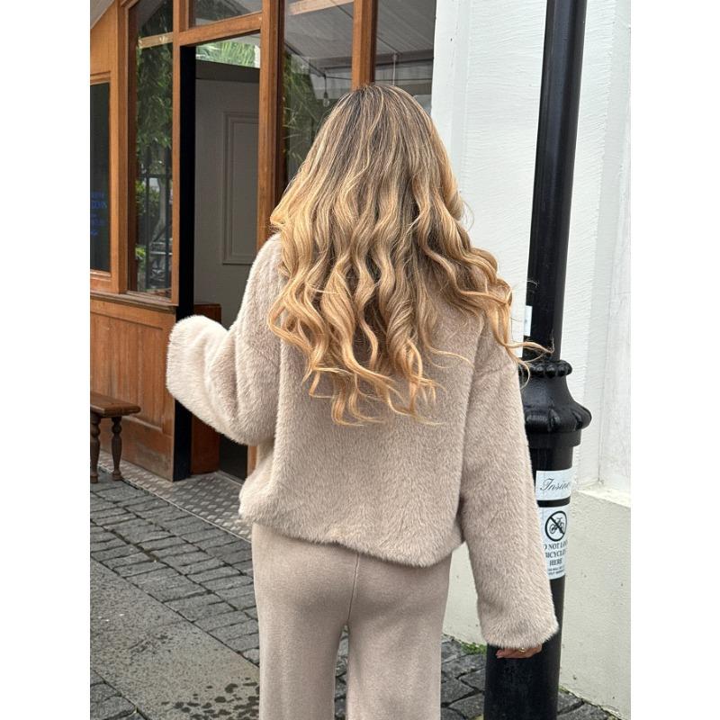 Damen Herbst und Winter Rundhals Einfach Plüsch Langarm Einfarbige Jacke Lässige Jacke