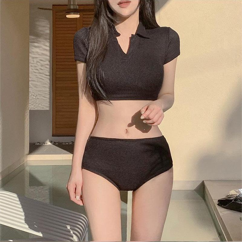 

Korean-Style 2024 Women s Short Sleeve Lapel Swimsuit – Slim High-Waist Design Large білий