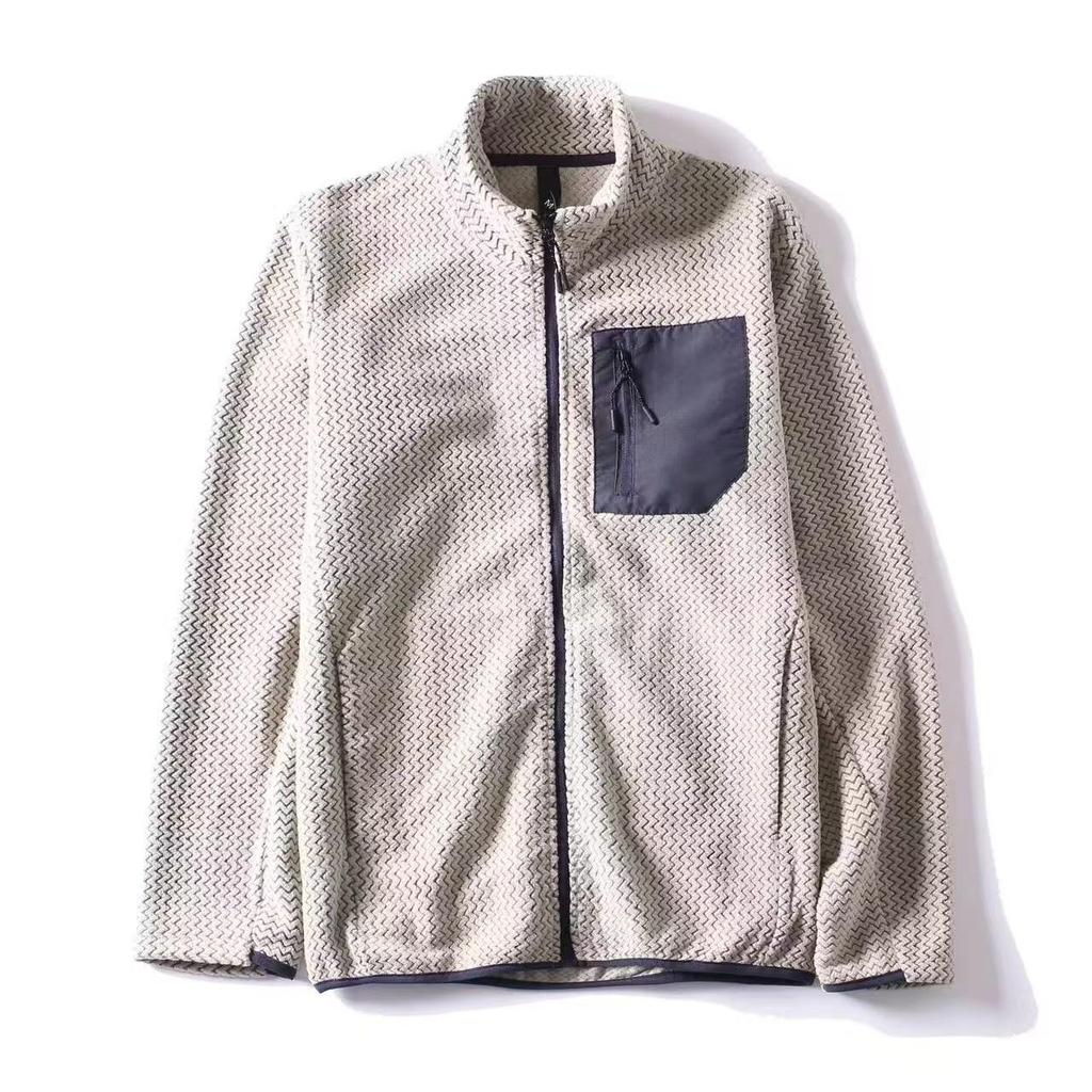 Lerchen-Fleecejacke: Warm, Modisch, Stehkragen-Design für alle Jahreszeiten, Wandern und Bergsteigen - Unisex mit trendigem Wellenmuster.