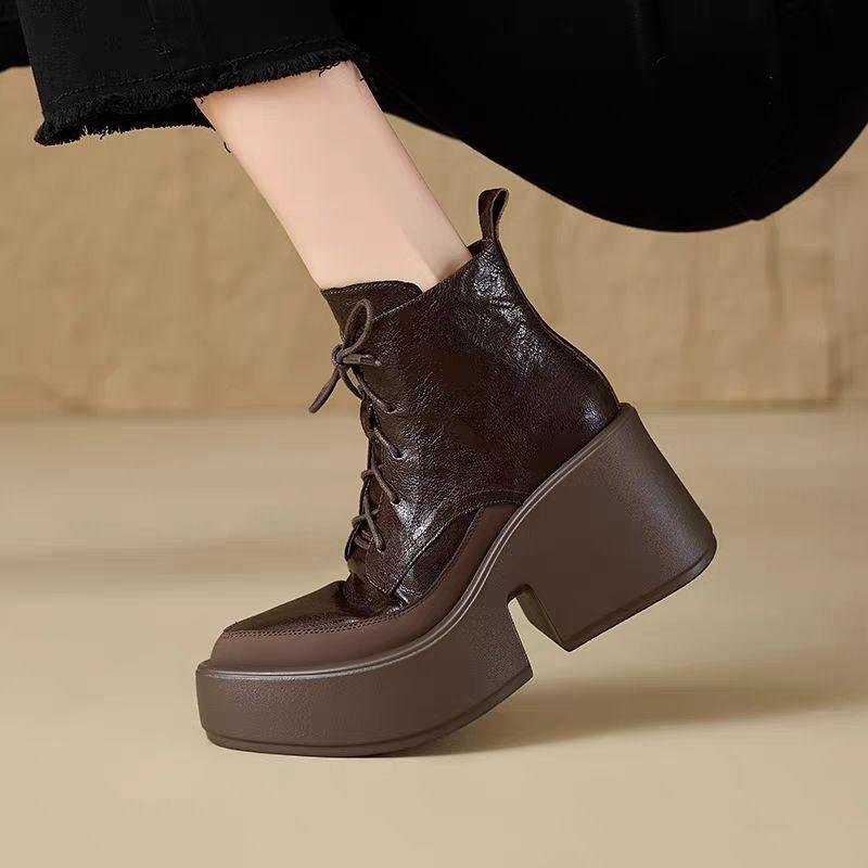 Women s AutumnWinter Martin Boots Soft Platform Thick Sole Height-Increasing Ankle Boots with British Style Pointed Toe and Chunky Heel 34 4198₽