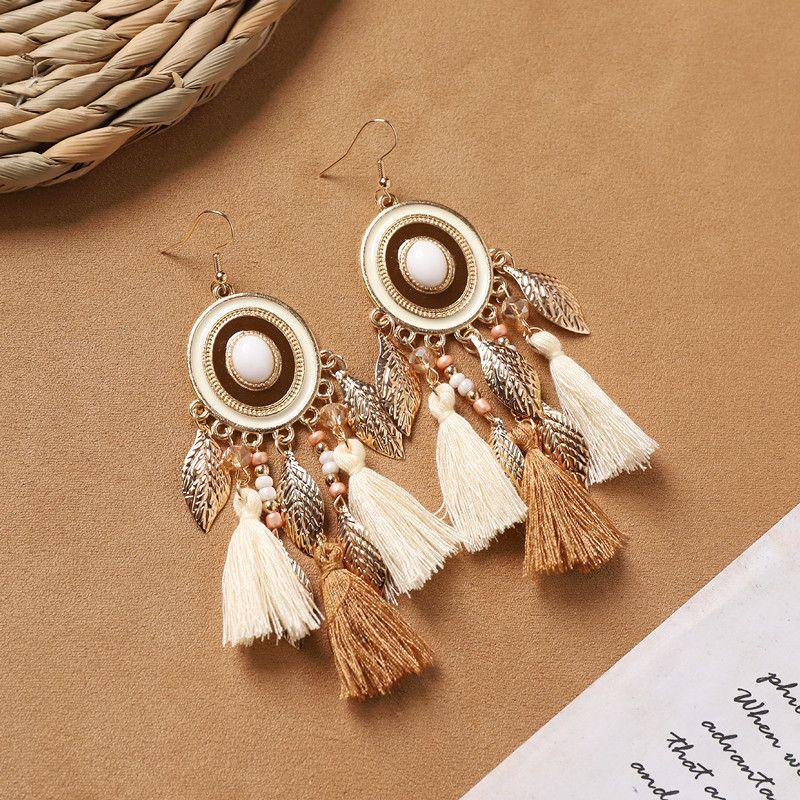 Ethnic Style Bohemia Feather Earrings White Long Style Fashion Retro Stylish Tassel Female Holiday Trip Shoot Earrings