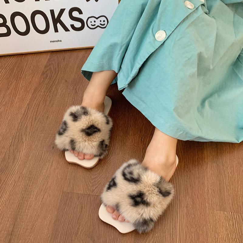 Women's Outgoing Flat Shoes Fashion Indoor Slippers Elegant Fur Slippers Autumn Winter Plush Footwear Warm Slides Artificial Wool